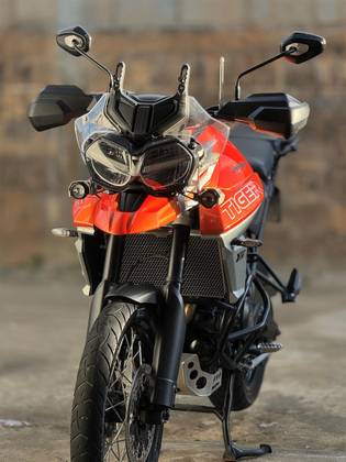 TRIUMPH TIGER 800 XCA 